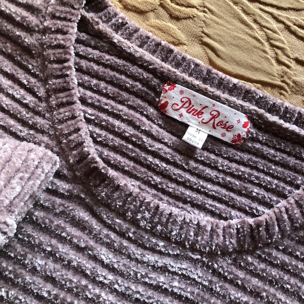🌸 SOFT AS A CLOUD PINK ROSE PULLOVER NWOT! - Picture 7 of 11